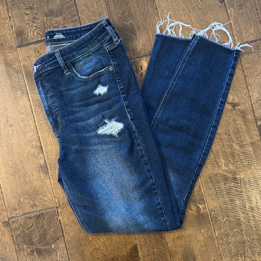 Women’s Old Navy Size 12 Tall Distressed Blue Jeans high rise rockstar skinny
